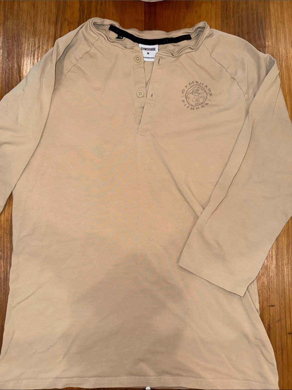 Gymshark Men's Tan Henley 3/4 Sleeve Shirt